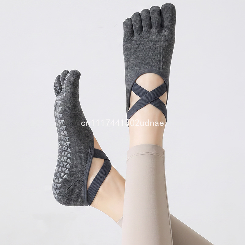 竹繊維を使用した、5本指タイプのピラティス・ヨガソックス。滑 - Toe Sock Split のレビューと価格