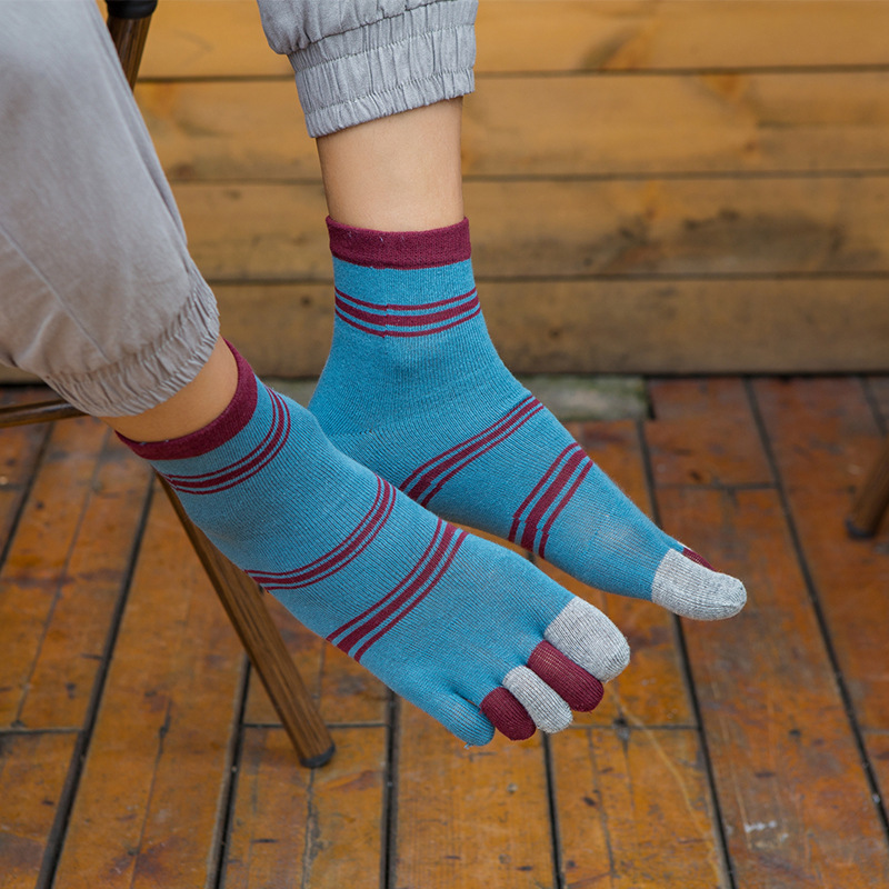 1/5足組 メンズ ストライプ柄 5本指ソックス 柔らかいコ - Toe Sock Split のレビューと価格